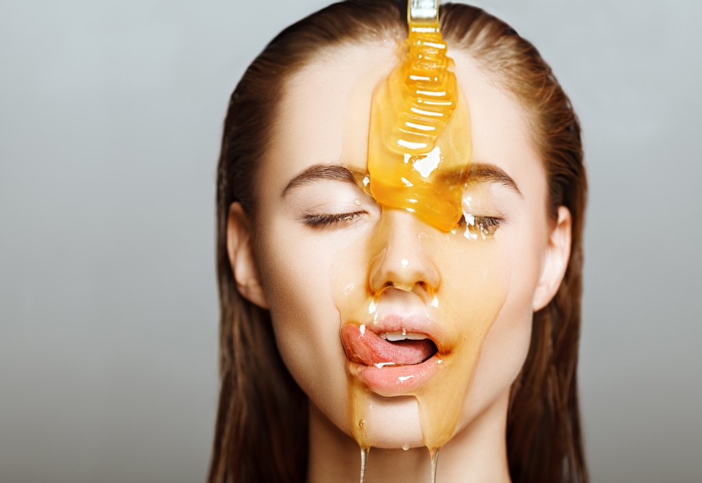 Why add honey to your DIY skincare products & routine